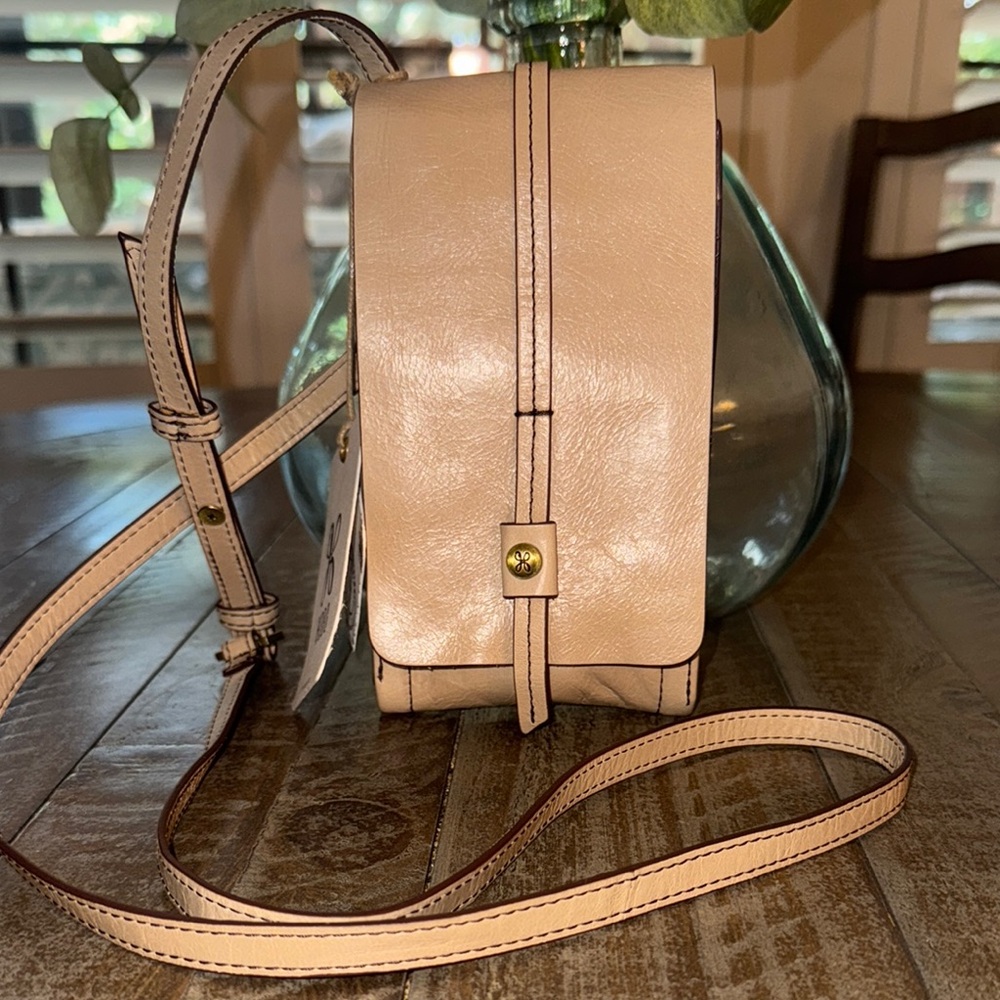 NWT, vintage Hobo string  ID/ card wallet /phone crossbody .